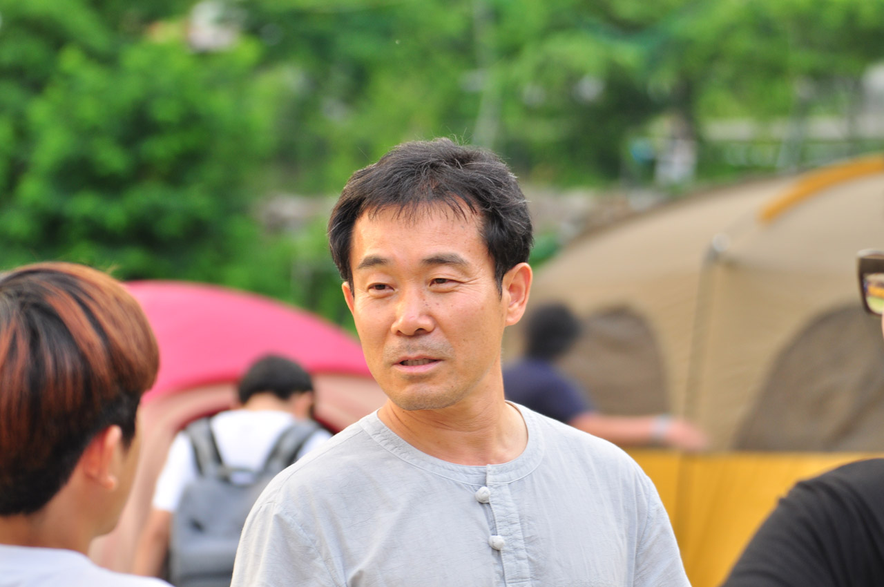 남한산성 청소년 평화들살이 행사를 주관한 성문밖학교 권재형교장선생님