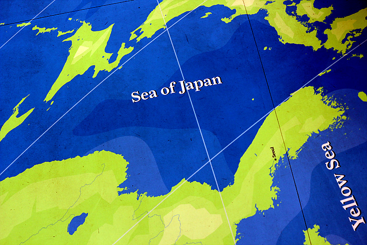 동해를 일본해로 표기한 지도