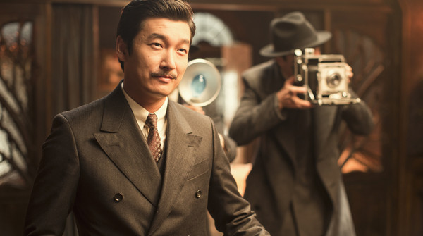 영화《암살》(2015, 케이퍼필름)에 나온 의혈단장, 약산 김원봉