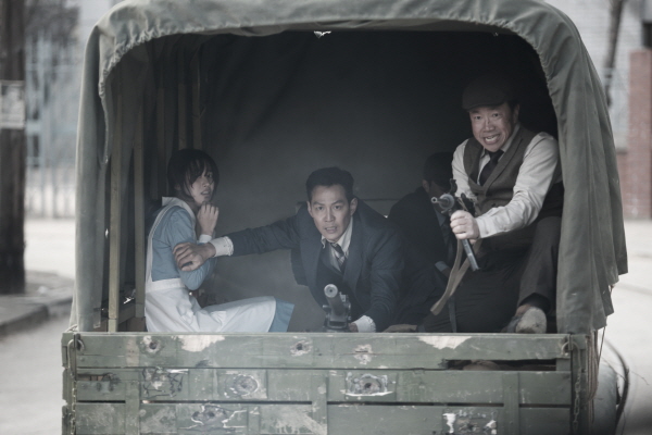  영화 <인천상륙작전>은 인천 시가지 전투장면 등 주요 장면을 인천이 아닌 경남 창원 세트장에서 촬영한 것으로 알려졌다.