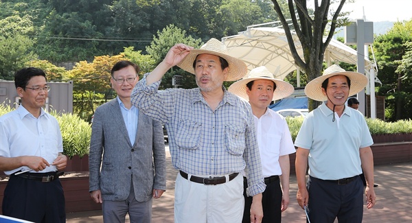  김무성 전 새누리당 대표가 7일 합천댐을 방문했다.