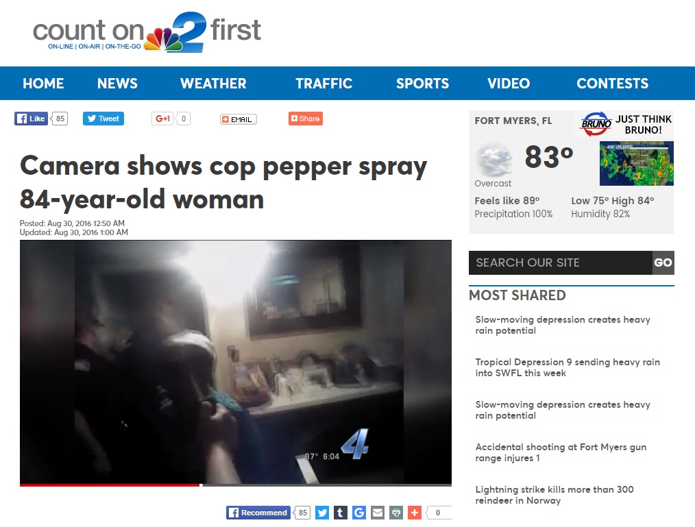 80대 할머니에게 후추 스프레이를 뿌힌 경찰의 과도한 공권력 집행 논란을 보도하는 NBC 뉴스 갈무리.