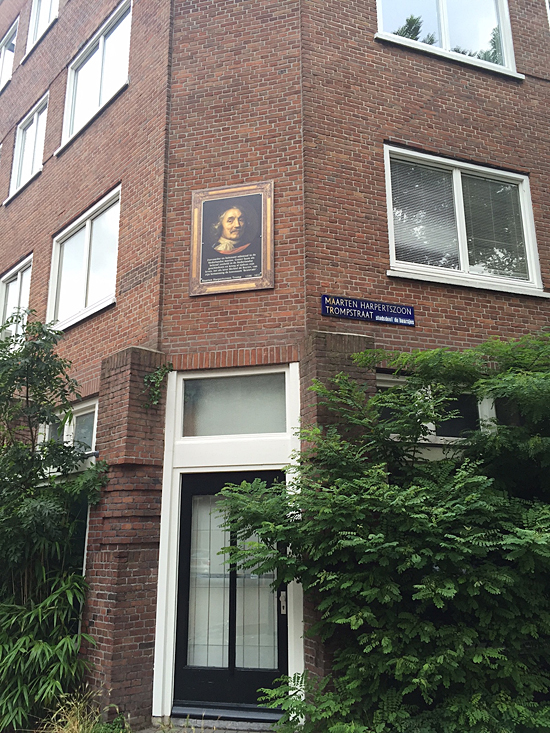  암스테르담 도로명과 이름의 주인공 초상화
