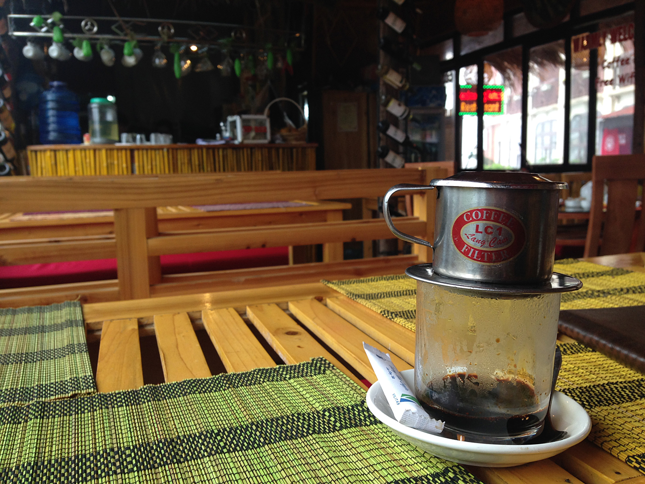  베트남 사파 식당에서 마신 핀드립 커피.