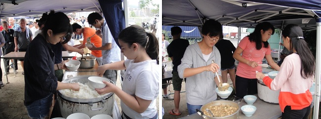           학생들이 밥그릇에 밥을 담고, 밥 위에 학생들이 만든 마파두부를 올려놓고 있습니다.
