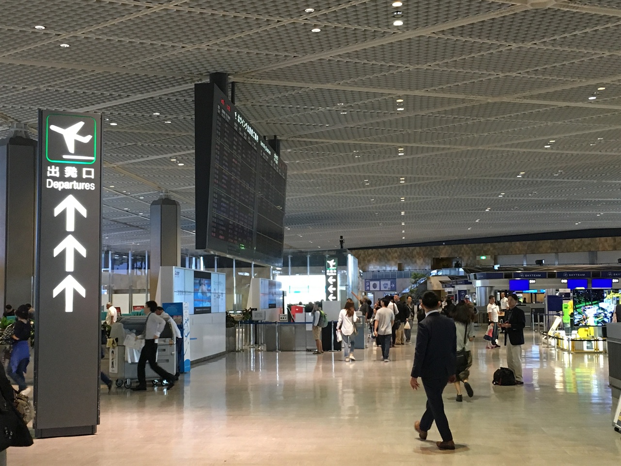 한일 양국간 특별입국절차가 타결돼 오는 8일부터 기업인들의 일본 입국이 가능해진다. 사진은 일본의 나리타공항.