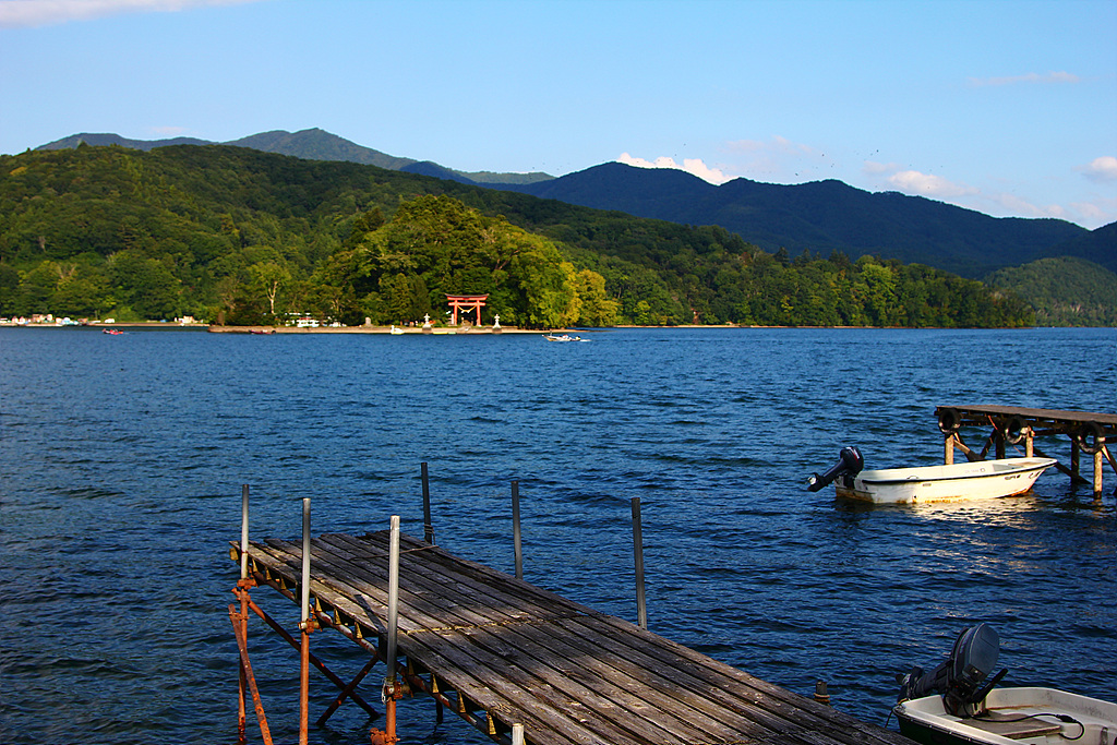  나가노현의 아름다운 노지리 호수의 모습.