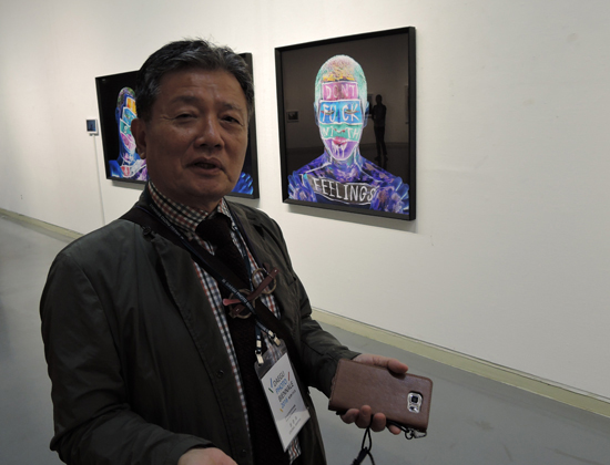 세계 유명 비엔날레를 충실하게 순회하는 미술평론가 정준모 선생