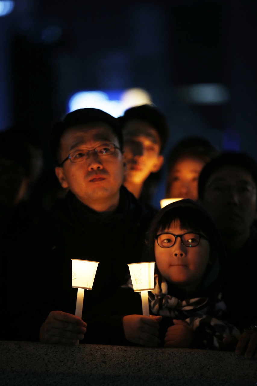 아름다운 사람들이 모이면 어떤 일이 벌어질까?