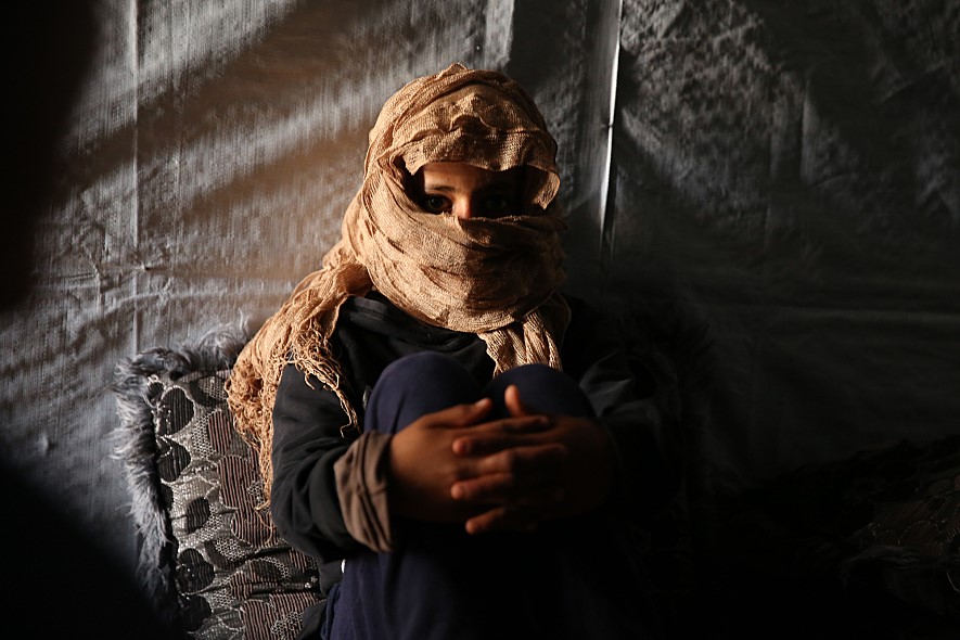  영화 <순종>에 등장하는 난민 여성. 중동 테러단체 IS의 위협에 시달리고 있다. 