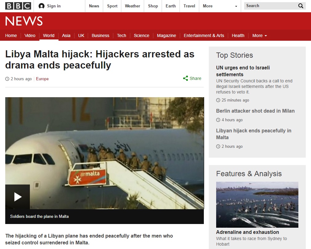 리비아 여객기 피랍 사건을 보도하는 BBC 뉴스 갈무리.