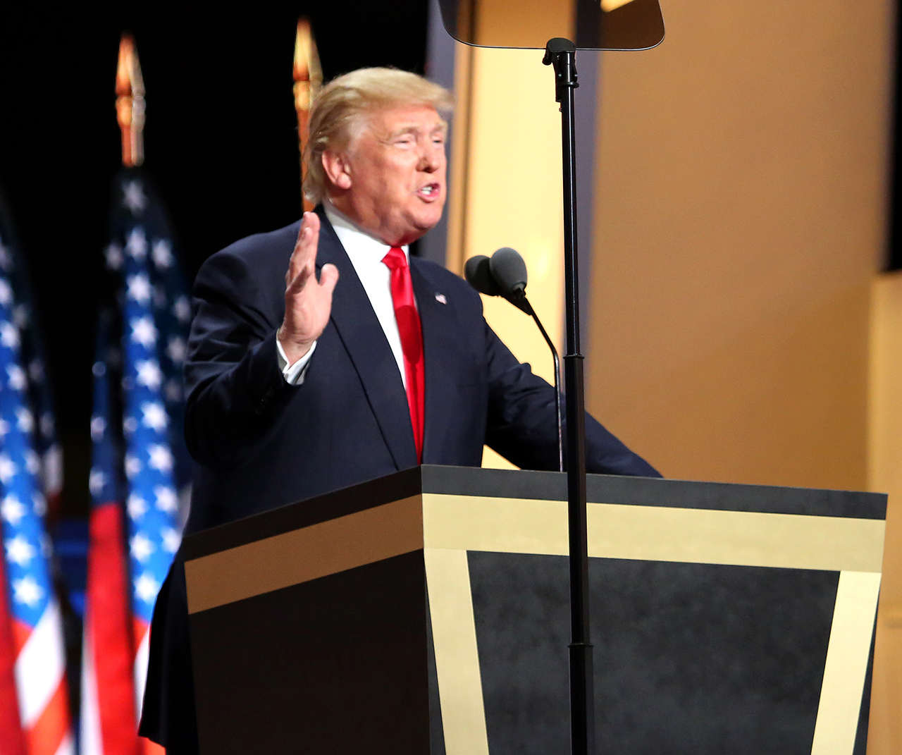 2016년 7월 공화당 전당대회에서 대통령후보 수락연설을 하는 트럼프. 