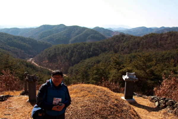  올해도, 내년에도 남명 조식 선생의 발자취를 따라 어떤 어려움 속에서도 푸른 희망을 키우고 실천하는 삶을 살아가겠노라 다짐했다.