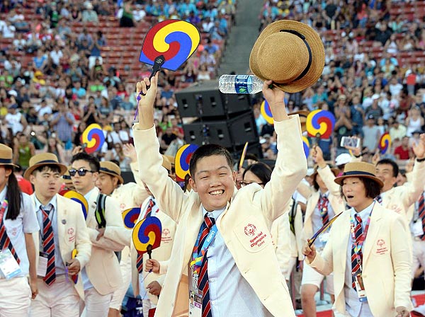 2015 미국 LA에서 열린 하계스페셜올림픽 개막식에서 한국 선수단이 입장하는 모습.