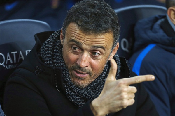  바르셀로나의 감독 루이스 엔리케가 이번 시즌을 끝으로 감독직에서 물러난다. 