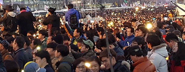20차 서울 광화문 범국민행동의 날 본대회 모습이다.