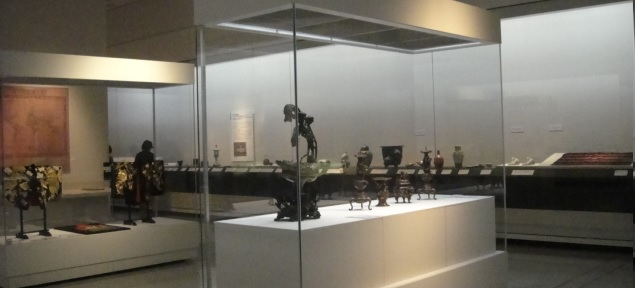           시볼트 소장품 특별전이 열리고 있는 나가사키역사문화박물관 전시실입니다.