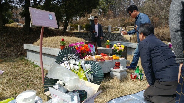 지난 3월 24일 추도식이 열리고 있는 마석 모란공원 민주열사 묘역