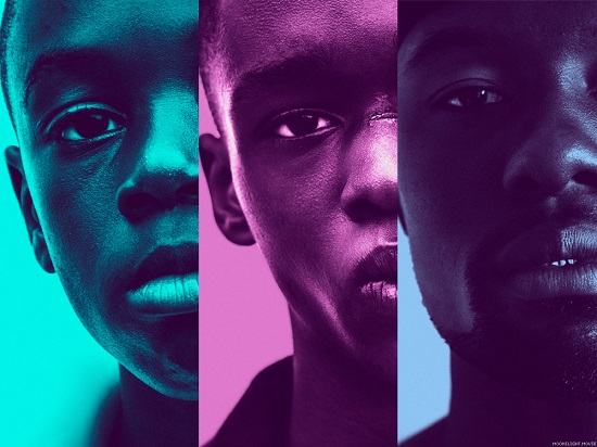  영화 <문라이트>는 흑인 소년이 자신의 자아를 찾아가는 내용을 '리틀-샤이론-블랙' 3부로 구성해 이야기를 풀어낸다.