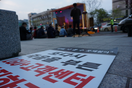  LG유플러스 전주 고객센터에서는 지난 3년 동안 두 명의 노동자가 자살을 했다.