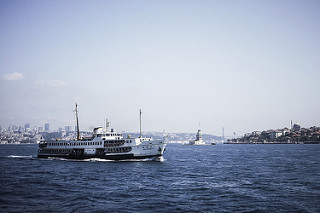 이스탄불,  바다가 내려다보이는 노천카페에 앉아 짜이(Chai) 한 잔의 여유를 기져보자 