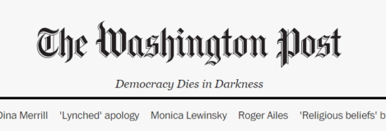 워싱턴포스트 홈페이지. 제호 밑에 ‘어둠 속에서 민주주의는 죽는다(Democracy Dies in Darkness)’는 모토가 눈에 띈다.