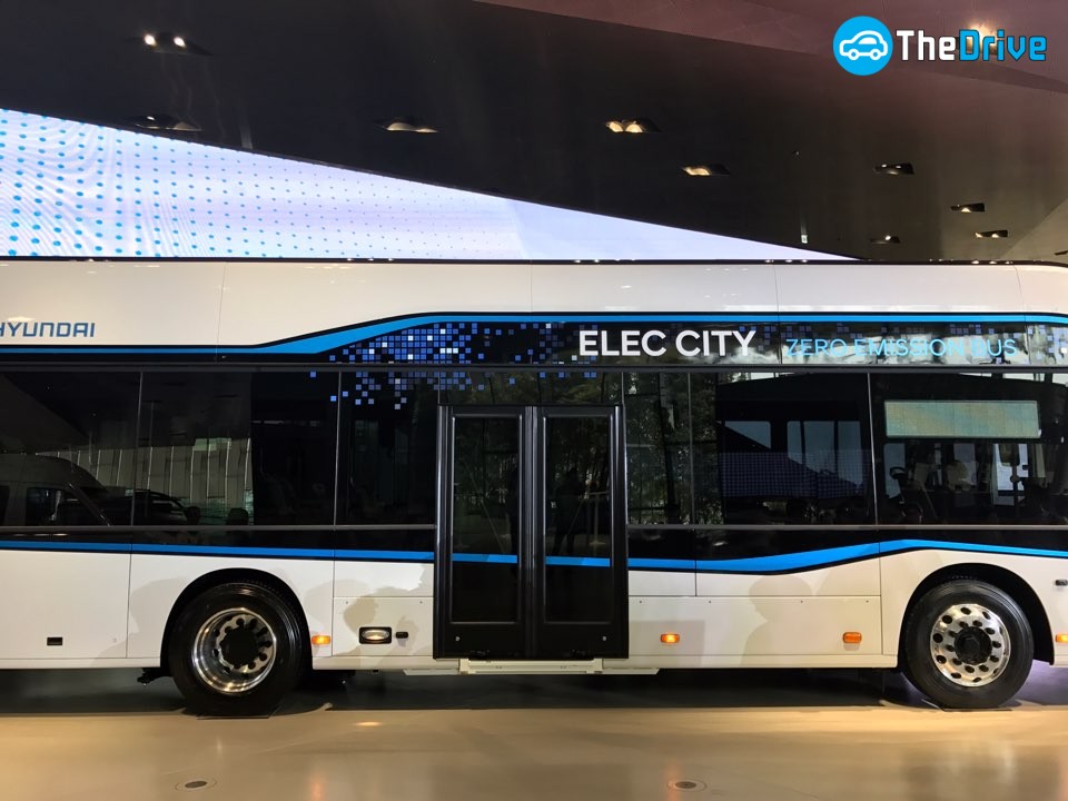 세계 최초로 공개된 현대차의 무공해 친환경 전기버스 ‘일렉시티(ELEC CITY)’