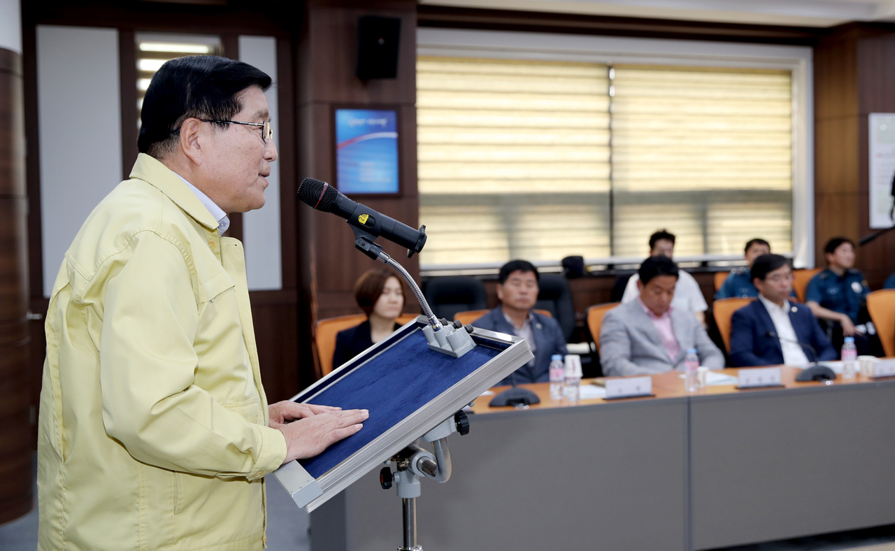 한상기 태안군수가 발대식에서 농수축산물의 절도 사건이 태안지역에서는 한 건도 발생하지 않도록 행정력을 최대한 동원해 농수산물지킴이단을 지원하고 함께 하겠다고 의지를 표명했다.