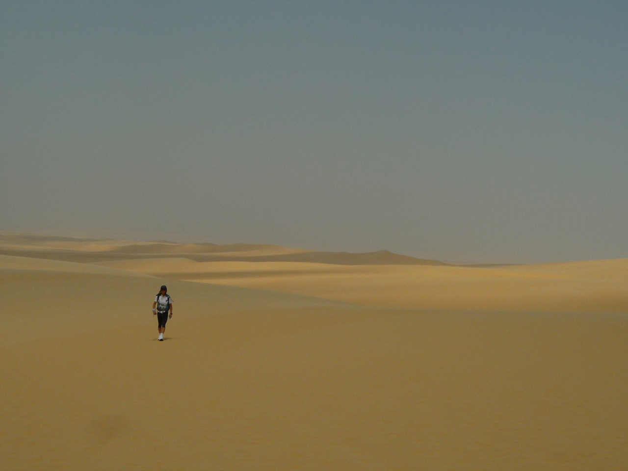 사하라 사막 한가운데서