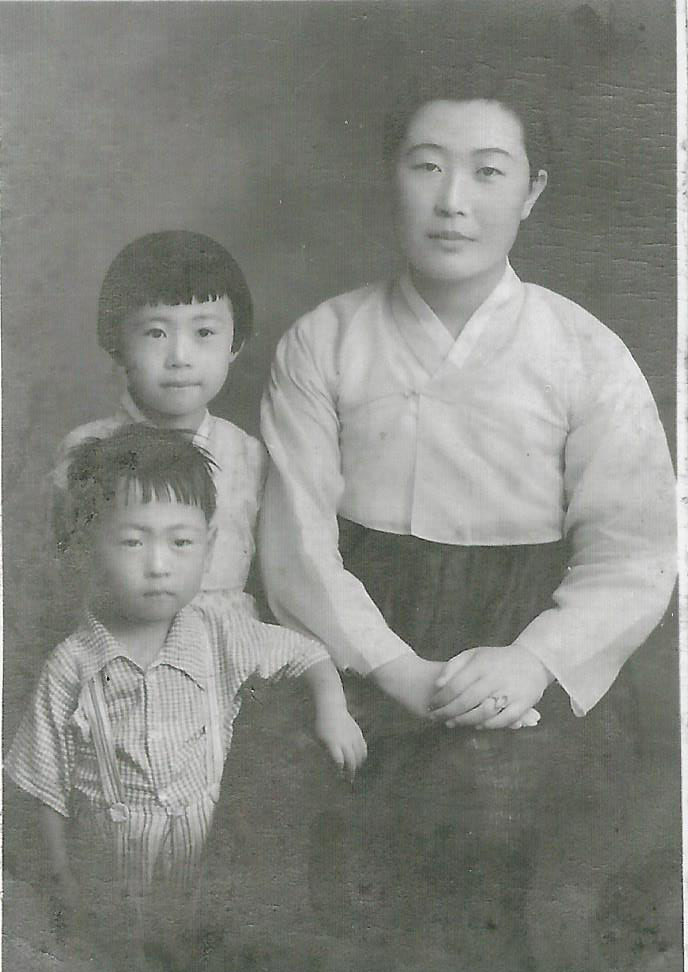 6.25 전 박정순이 자녀와 함께 찍은 사진