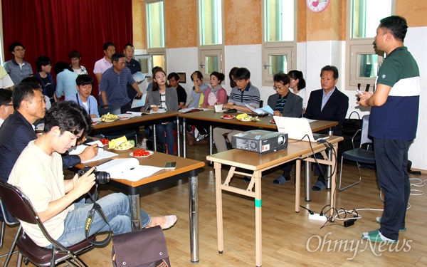 창원물생명시민연대, 마산만특별관리해역 민관산학협의회는 22일 오전 마산창원진해환경운동연합 강당에서 "2017 창원 하천 모니터링 결과"를 발표했다.