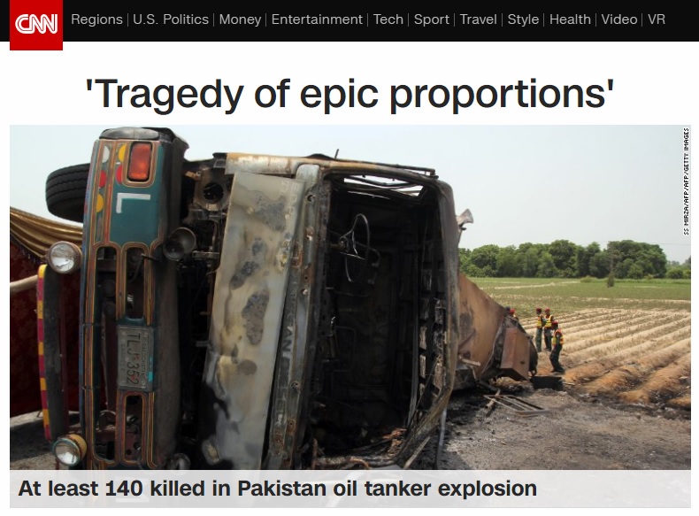 파키스탄에서 발생한 유조차 폭발 사건을 보도하는 CNN 뉴스 갈무리.