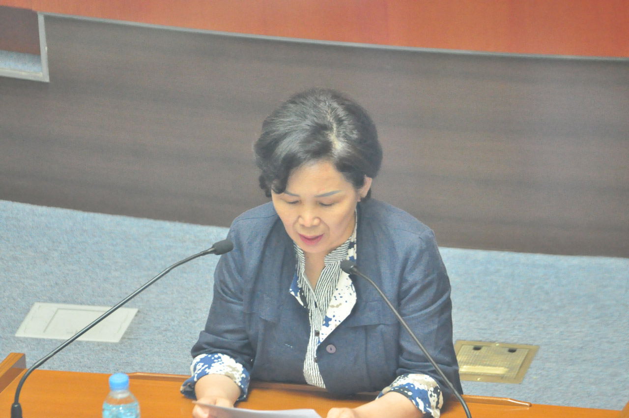 본회의장에서 발언하고 있는 소미순 의원(자유한국당)