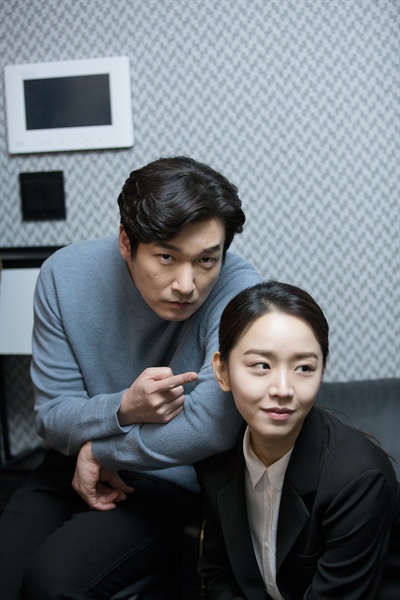  tvN <비밀의 숲> 스틸 사진.  신혜선. 배두나. 조승우. 