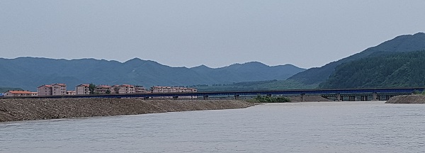 중국 도문시와 북한 남양시를 연결하는 다리이다.