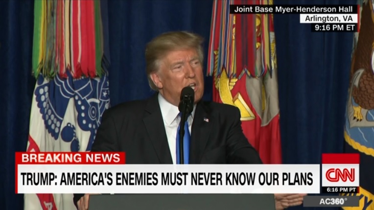 도널드 트럼프 미국 대통령이 아프가니스탄 전쟁 연설을 중계하는 CNN 뉴스 갈무리.
