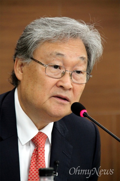 새 건양대학교 총장으로 취임한 정연주(71) 전 KBS 사장.
