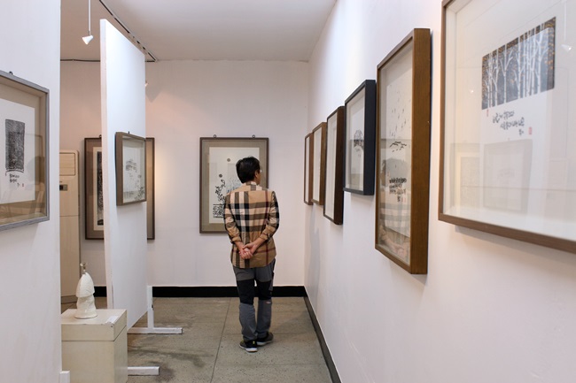 경북 상주 예술촌 내, 김봉기 그의 작품전시공간에 전시된 작품들 퍽이나 인상적이었습니다.