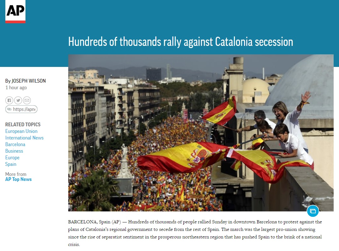 스페인 카탈루냐 분리독립 반대 시위를 보도하는 AP 뉴스 갈무리.