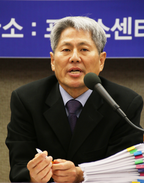 조계종 적폐청산 시민연대가 10일 오후 서울 중구에 위치한 프레스센터에서 설정스님의 총무원장 자격에 대한 논란을 제기했다. 