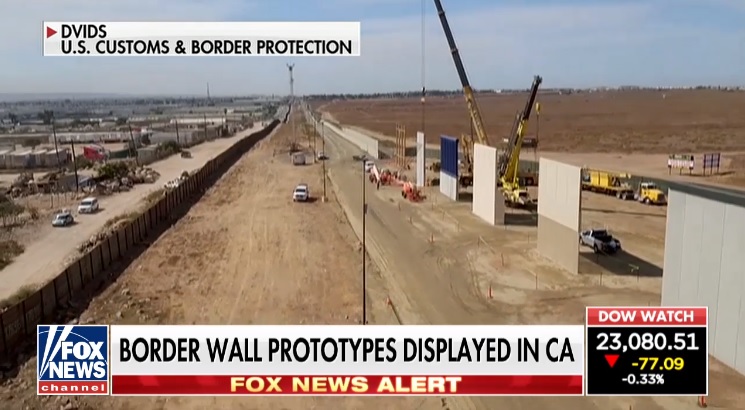 미국-멕시코 국경 장벽 시제품 공사를 보도하는 <폭스뉴스> 갈무리.
