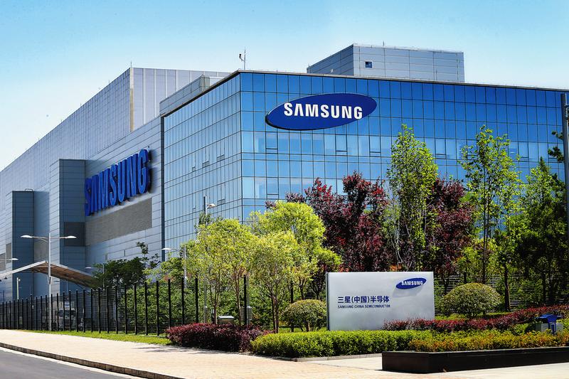낸드 플래시 공장으로 100억달러가 투자됐다. 삼성은 추가로 70억달러 투자계획을 세우고 있다