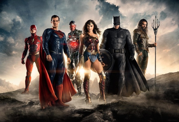  영화 <저스티스 리그>는 여러모로 선방한 편이다. 그러나 결국 DC 슈퍼 히어로물의 진정한 시험대는 내년 공개될 영화 <아쿠아맨>이 될 것이라는 전망이 많다.
