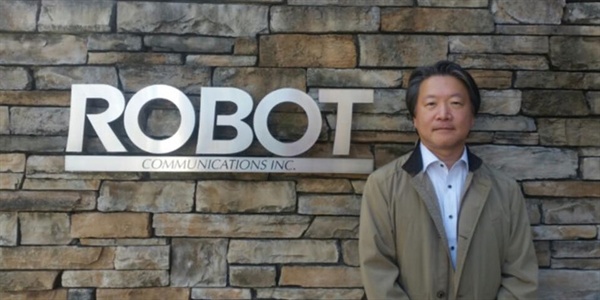  일본 영화제작사 로봇의 프로듀서 코이데 마사키 PD. 