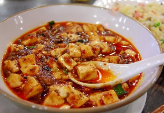 한국인들에게도 익숙한 대표적인 사천 요리인 마파두부