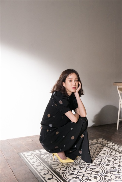  KBS 2TV <마녀의 법정>의 '마이듬' 역할로 사랑받았던 배우 정려원이 15일 오후 서울 신사동 인근서 종영 인터뷰에 응했다. 