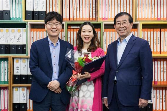 지난해 4월 서울문화재단은 전국 문화예술기관 최초로 근로자이사를 임명하여 문화예술생태계를 조성하는 의사 결정에 직원들의 목소리가 반영될 수 있도록 했다. 