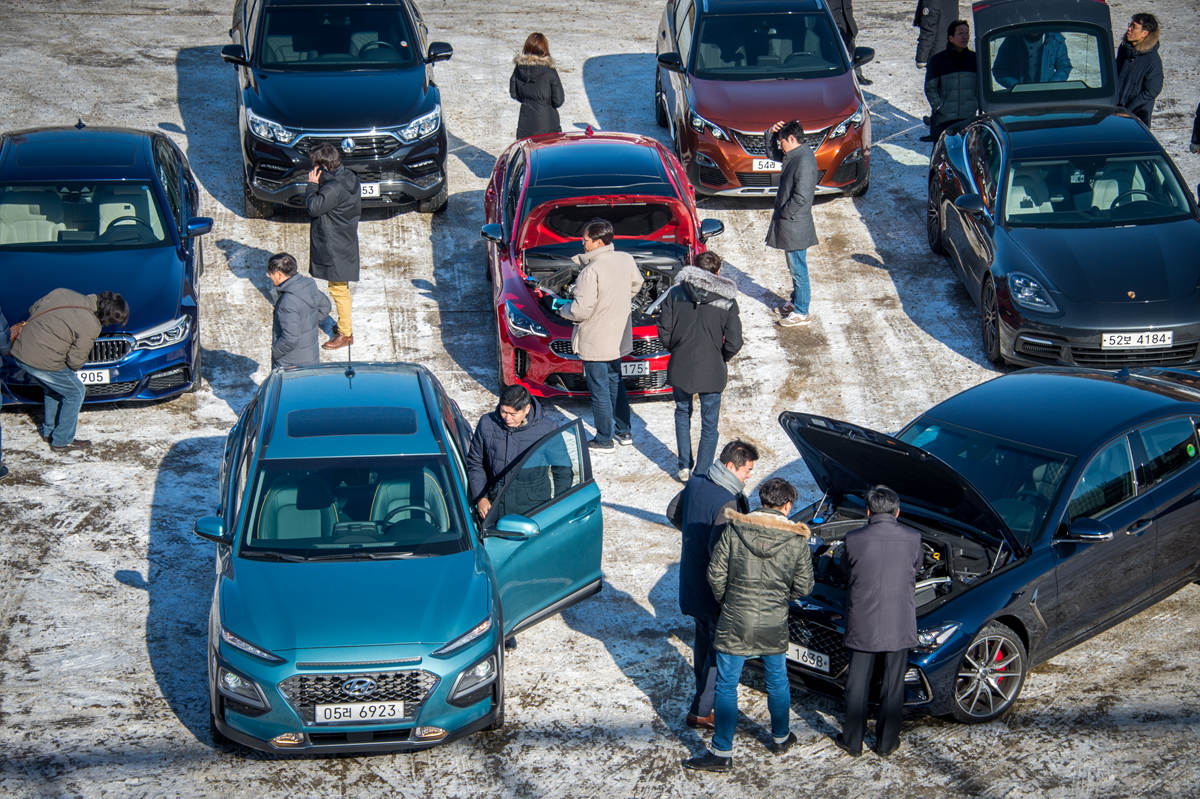  한국자동차전문기자협회가 ‘2018 올해의 차(Car Of The Year 2016)’ 선정을 위한 실차 테스트를 지난 19일, 경기도 파주 헤이리마을에서 개최했다.