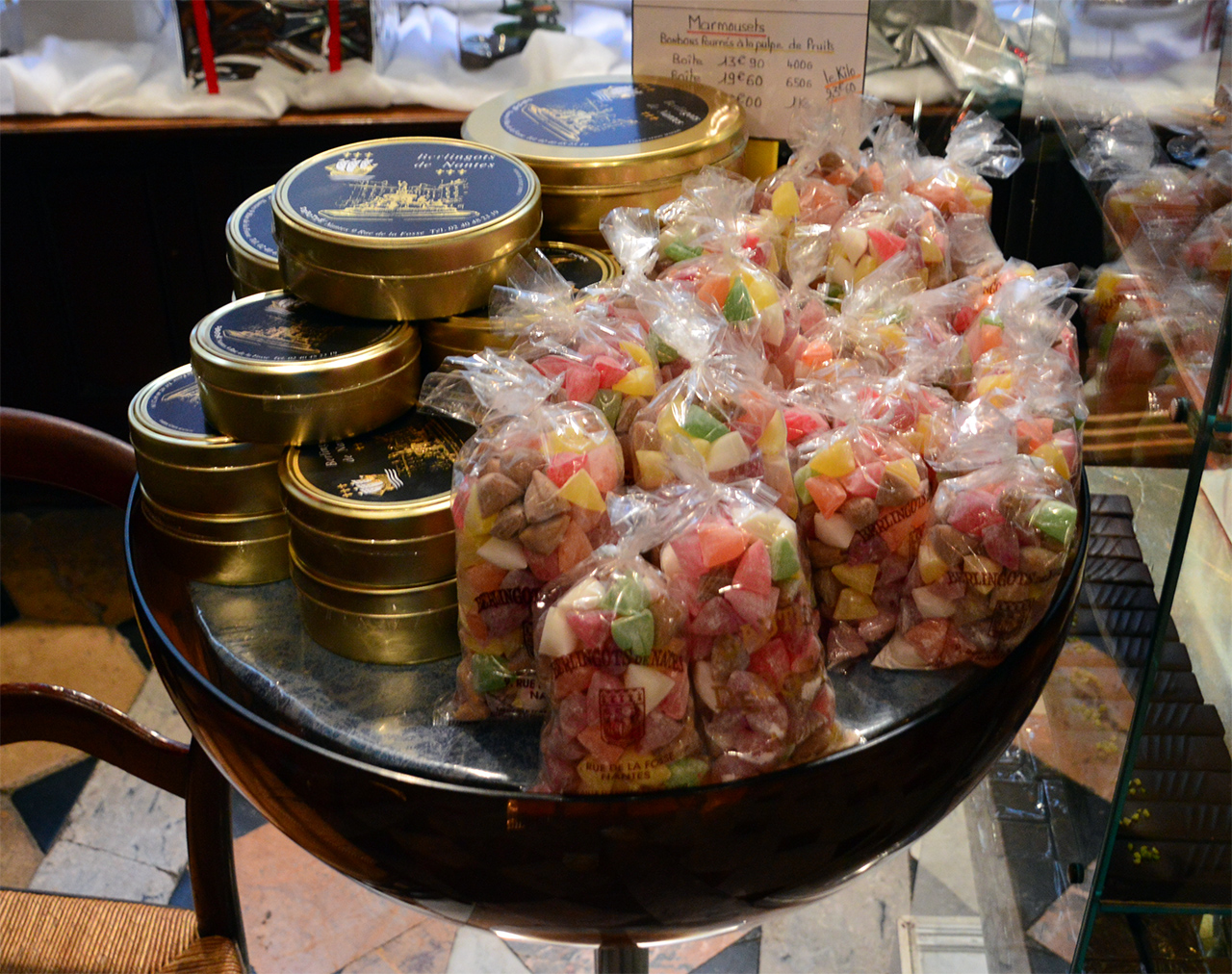 19세기 중반 프랑스에서 가장 유명했던 사탕이다.