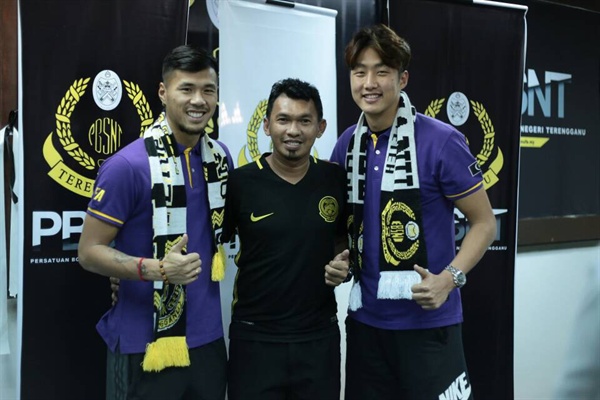  올 시즌을 앞두고 김현우는 말레이시아 1부 트렝가누에 입단했다. 맨 오른쪽이 김현우.
